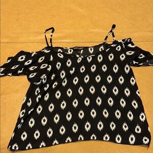 About A Girl Black and White Blouse